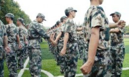 最新军训爆料新闻报道,揭秘军营生活与训练强度